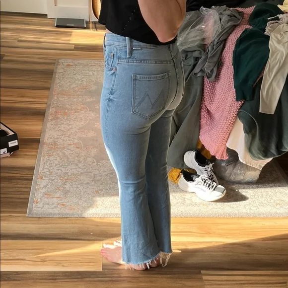 MOTHER Jeans Insider Step Crop Pointy Fray Size 26 (fits like 25) - Picture 3 of 9